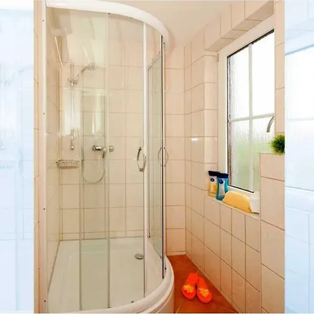 Ferienhaus-bergstrasse-ferienwohnung-b4 Dom wakacyjny *